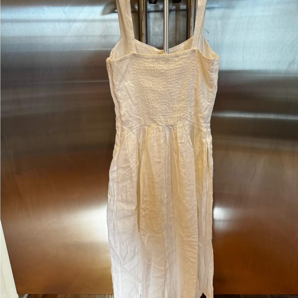 Elegant White Midi Dress - Picture 6 of 9